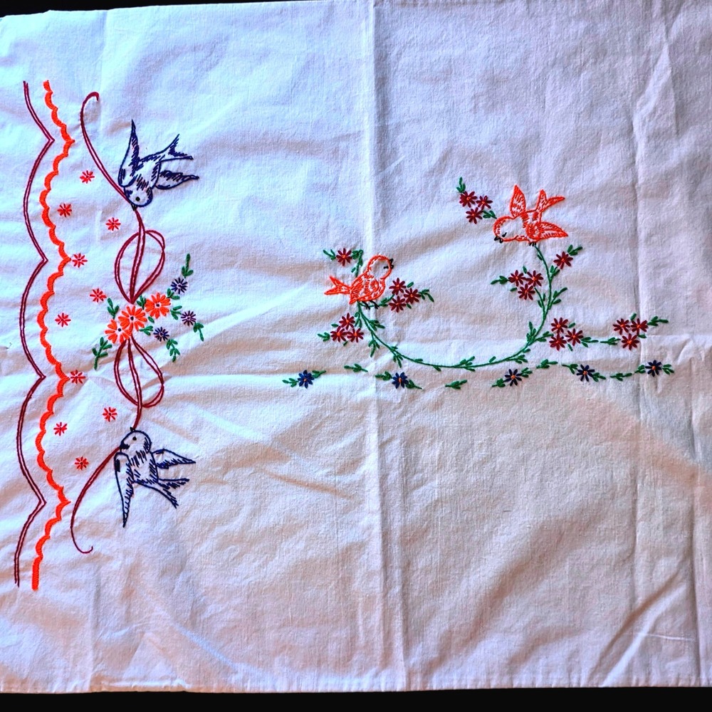Martha Stewart Pillowcase White Embroidered Bow Birds Flowers Colorful Retro